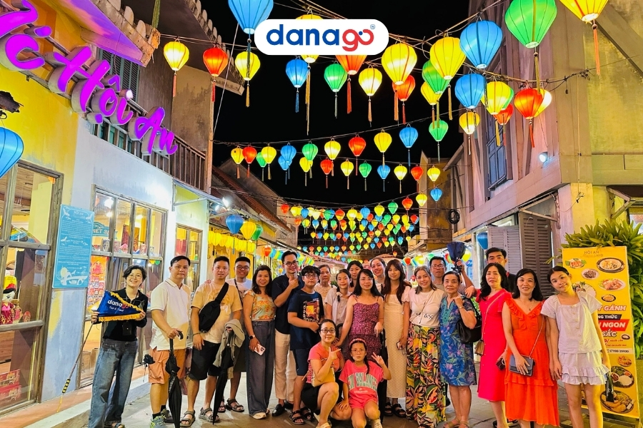 Buổi tối yên bình tại Phố cổ Hội An TOUR HỘI AN 1 NGÀY