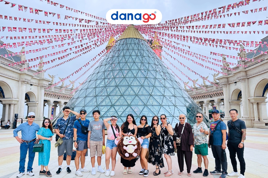 DU KHÁCH CỦA DANAGO THAM QUAN QUẢNG TRƯỜNG ÁNH SÁNG KINH NGHIỆM DU LỊCH BÀ NÀ HILL