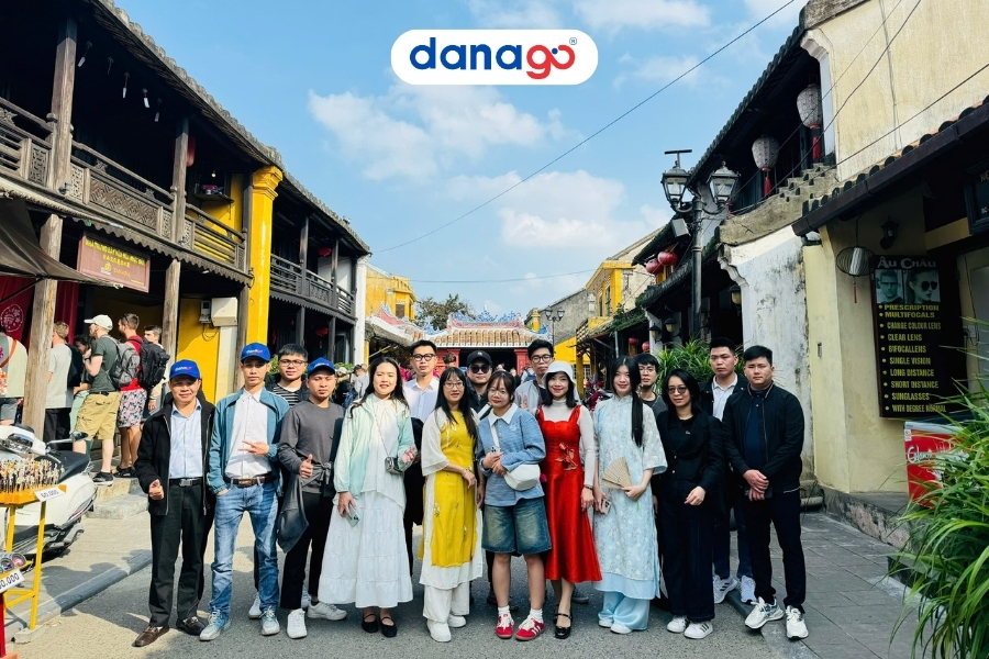 Công ty du lịch DANAGO tổ chức tour Hội An uy tín