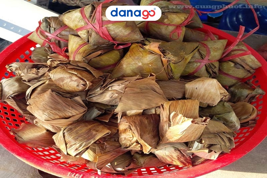 Đặc sản du lịch Lý Sơn - bánh tí lá gai Đặc sản du lịch Lý Sơn - bánh tí lá gai