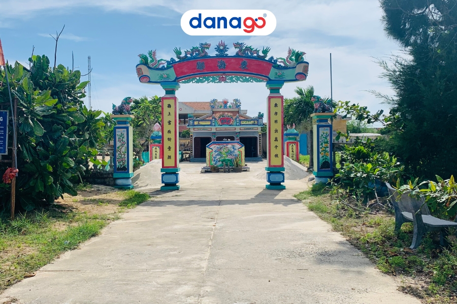 Đình làng trên đảo Lý Sơn Đình làng trên đảo Lý Sơn